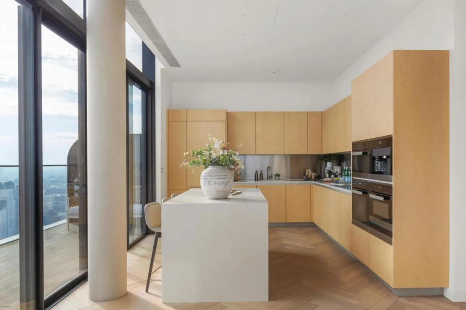 Luxurious Penthouse Sleeps 8 Guests Apartment London